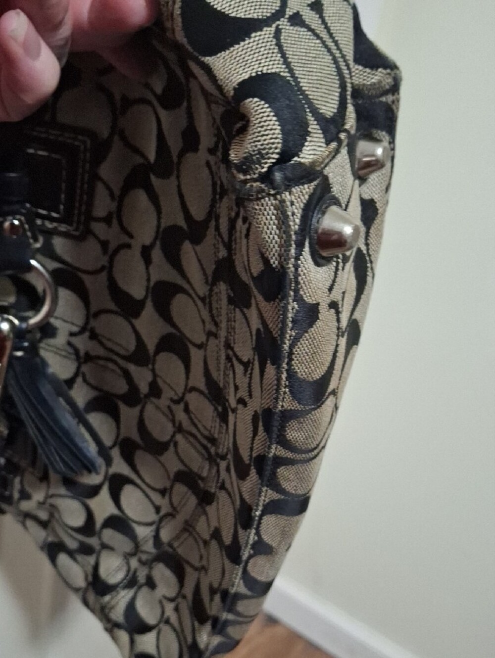 Coach Hamptons Signature Carryall Tote - Picture 9 of 14